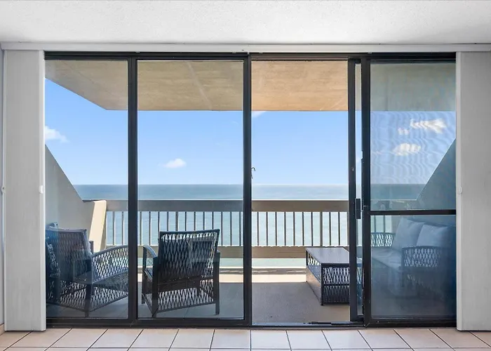 Private Oceanfront Balcony At 2 Bedroom Century I Condo! Ferienhaus *