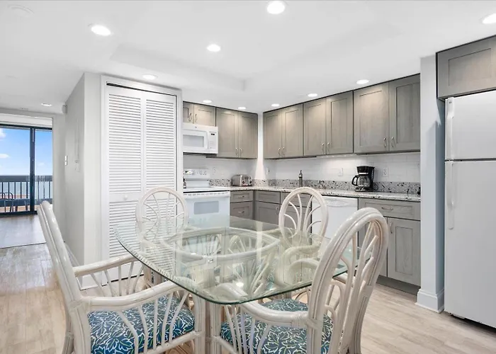 Private Oceanfront Balcony At 2 Bedroom Century I Condo! *