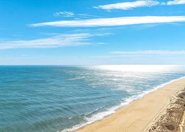 Private Oceanfront Balcony At 2 Bedroom Century I Condo!