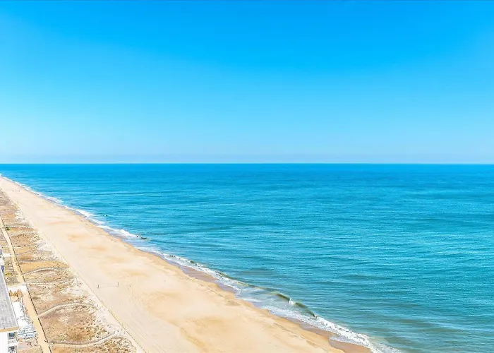 Private Oceanfront Balcony At 2 Bedroom Century I Condo! *