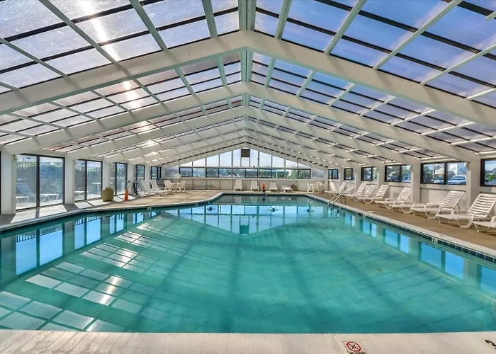 Private Oceanfront Balcony At 2 Bedroom Century I Condo! *